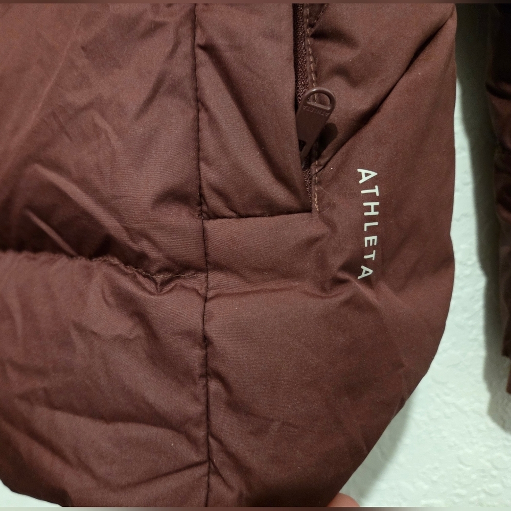 Women's Athleta Downtown/Puffer Jacket Full Zip in Maroon/Burgundy Size:Small - Picture 9 of 11